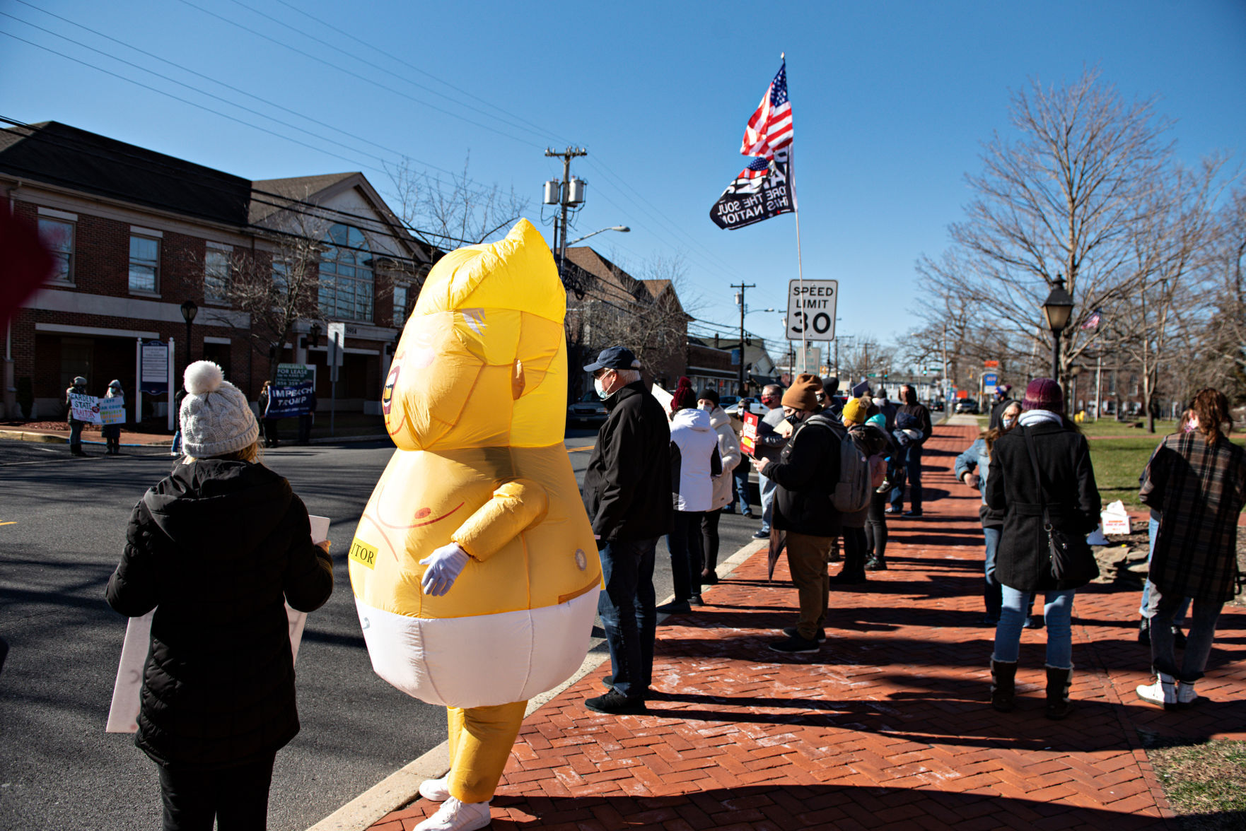 011021_nws_vandrewprotest